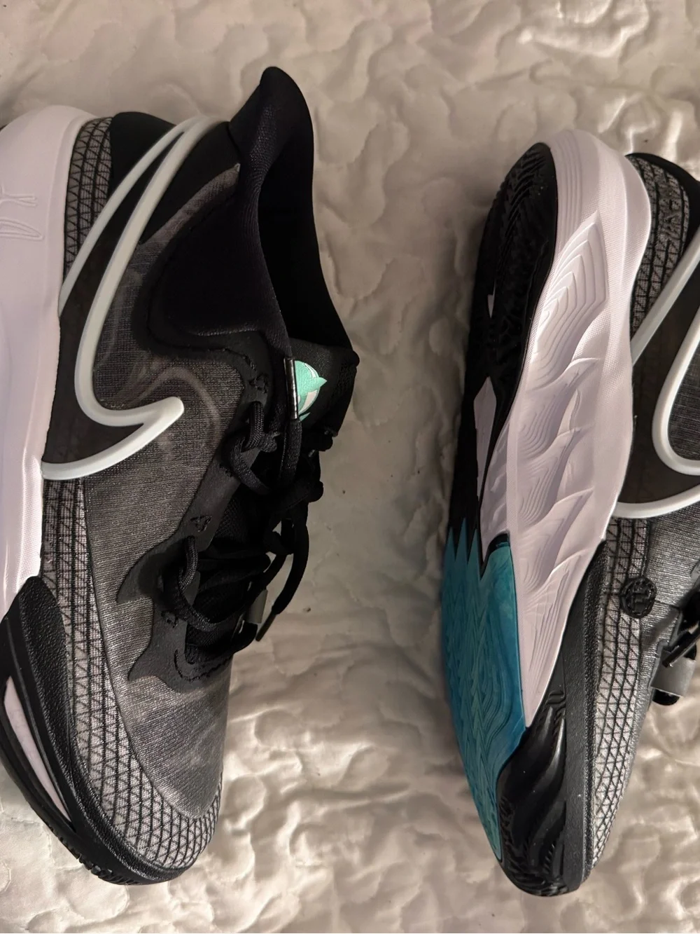 Nike Kyrie Go GS Size 6Y Shoes